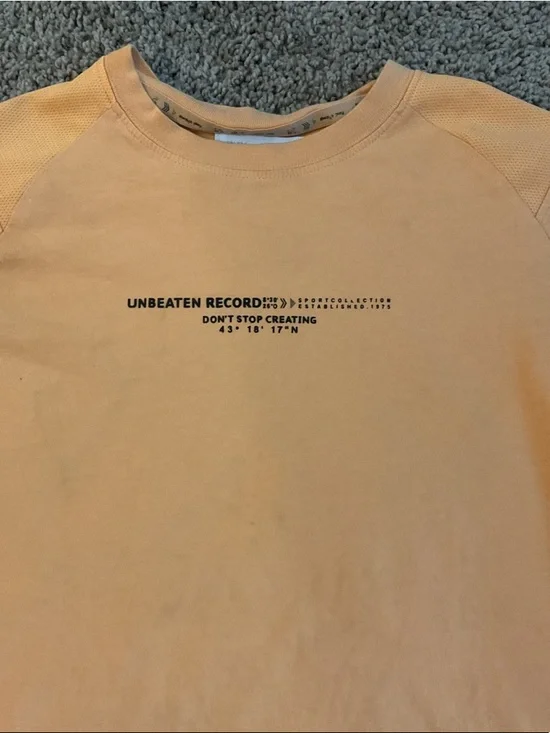 Zara Yellow Graphic Short Sleeve Tee - Picture 3 of 6